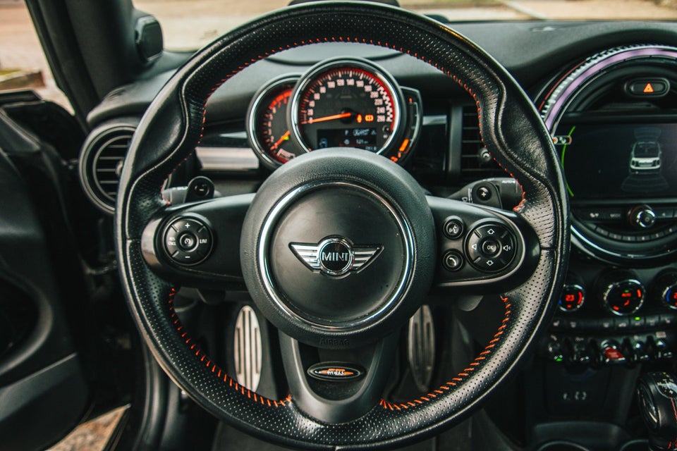 MINI Cooper S 2,0 JC Works Cabriolet aut. 2d