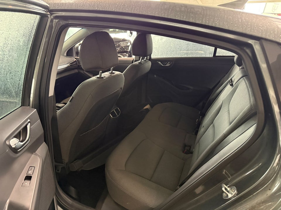 Hyundai Ioniq 40 EV Trend 5d
