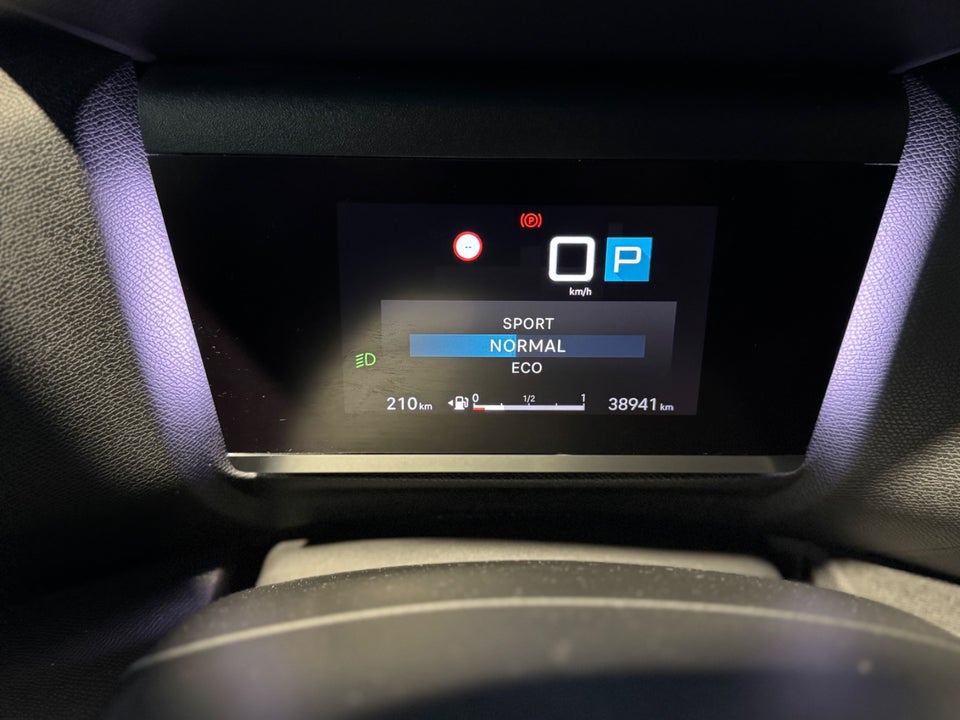 Citroën C4 X 1,2 PureTech 130 Chevron Sport EAT8 4d