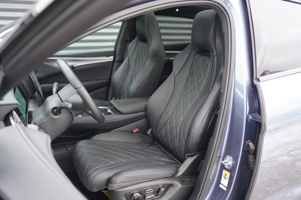 BYD Sealion 7 91 Design AWD 5d