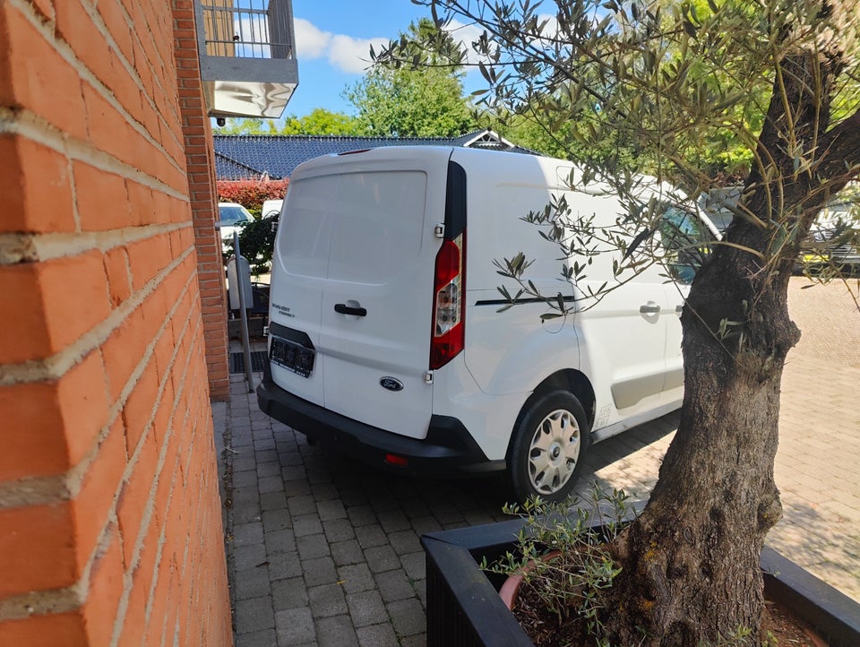 Ford Transit Connect 1,5 TDCi 120 Trend aut. kort