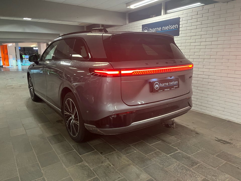 Xpeng G9 Performance 5d