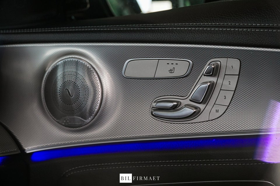 Mercedes E300 de 2,0 AMG Line stc. aut. 5d