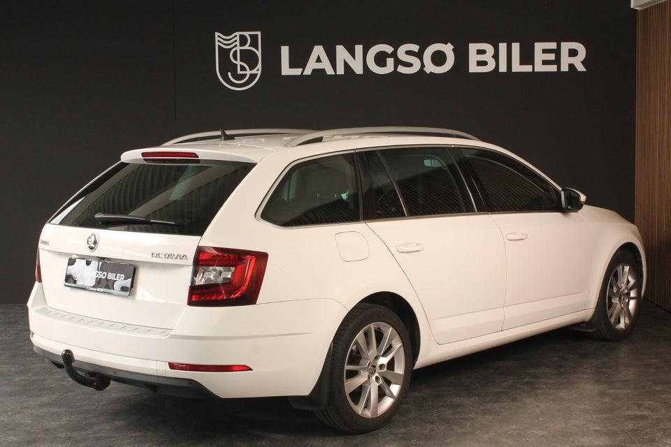 Skoda Octavia 2,0 TDi 150 Style Combi DSG 5d