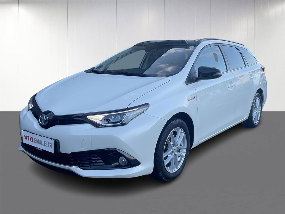 Toyota Auris 1,8 Hybrid H2 Selected Touring Sports CVT 5d