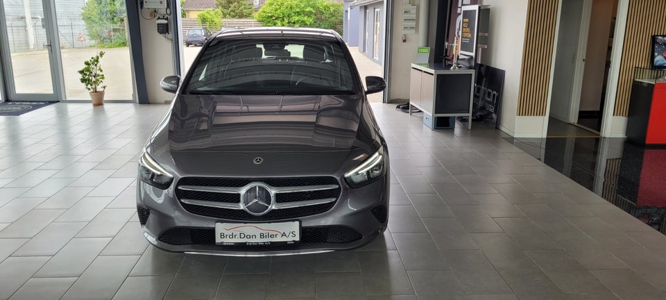 Mercedes B200 1,3 aut. 5d