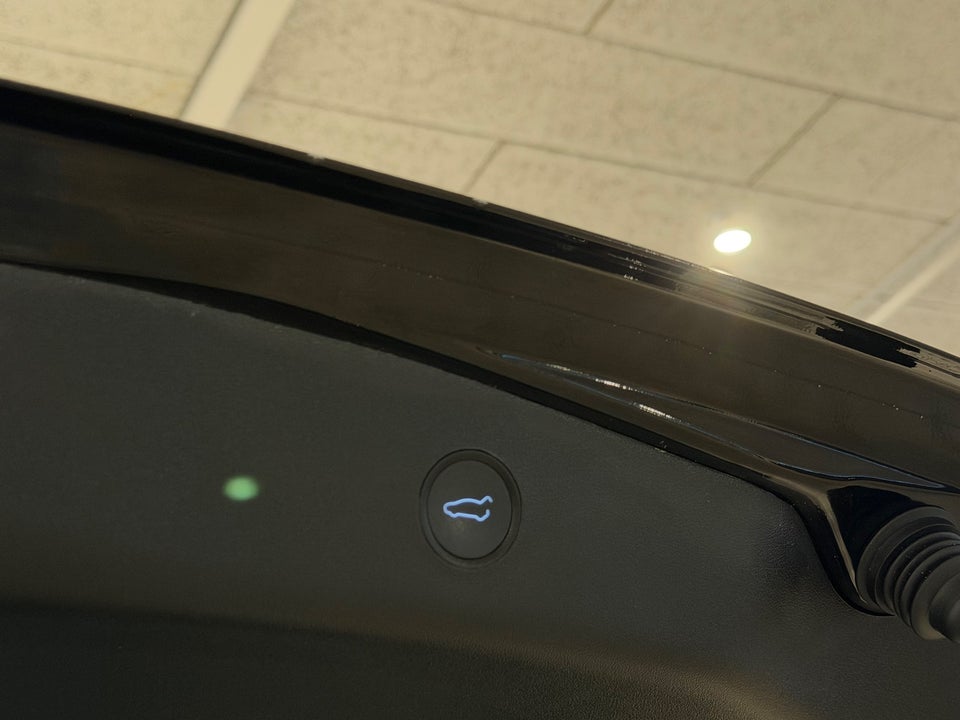 Tesla Model 3 RWD 4d