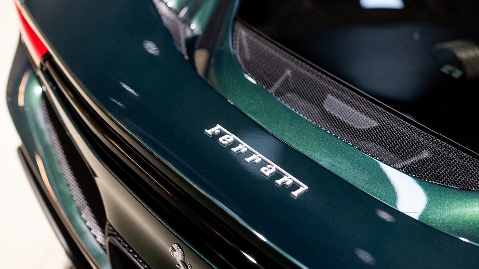 Ferrari 296 GTS 2,9 DCT 2d