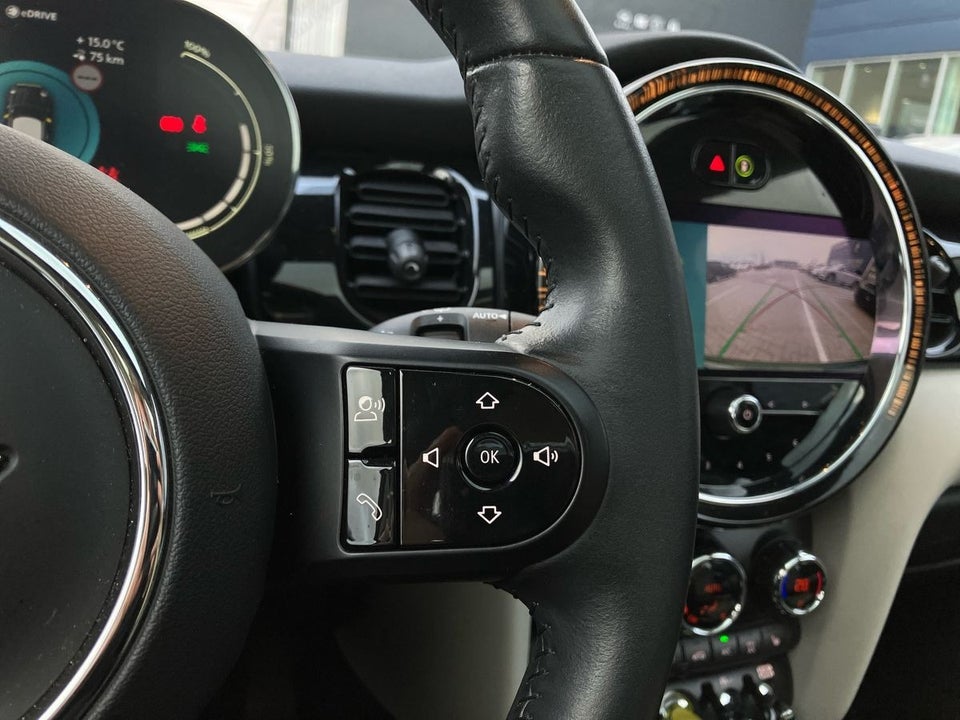 MINI Cooper SE Camden Edition 3d