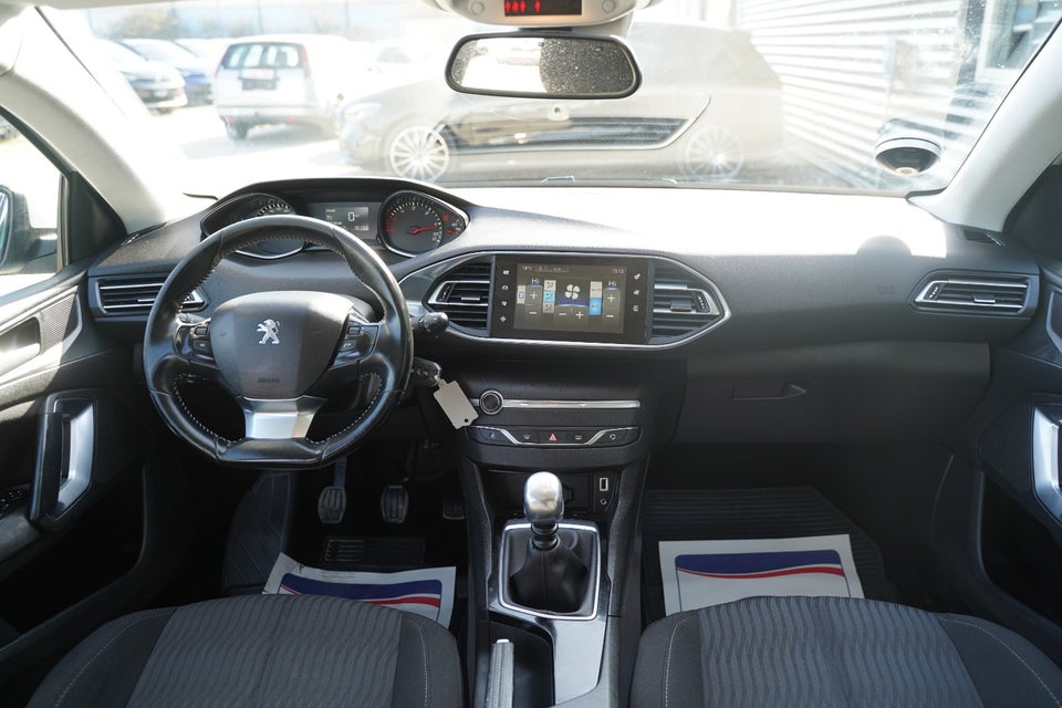 Peugeot 308 1,6 BlueHDi 120 Active 5d