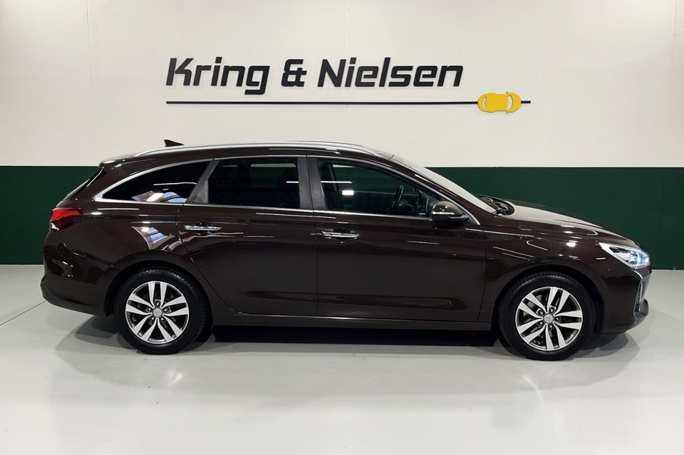 Hyundai i30 1,0 T-GDi Premium stc. 5d