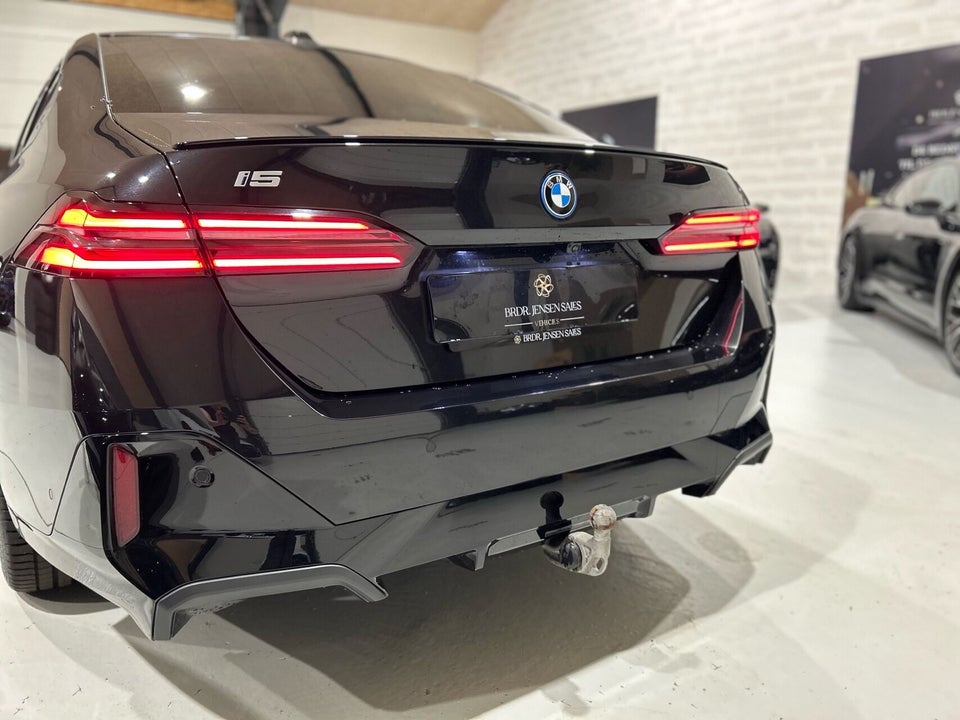 BMW i5 eDrive40 M-Sport Pro 4d
