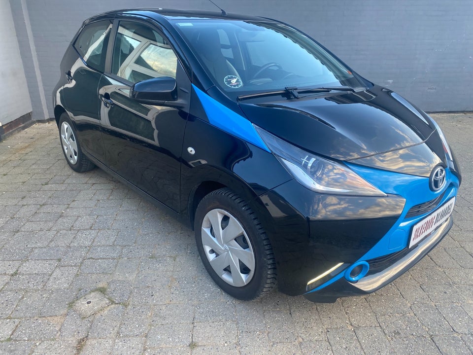 Toyota Aygo 1,0 VVT-i x-clusiv 5d