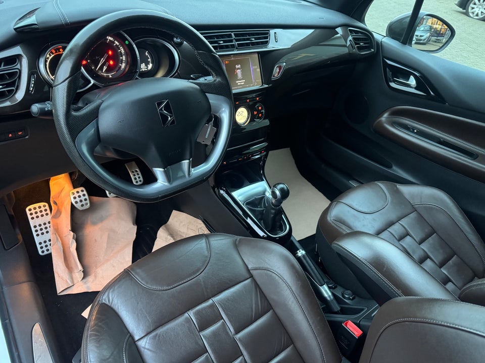 DS DS 3 1,6 BlueHDi 100 Sport 3d