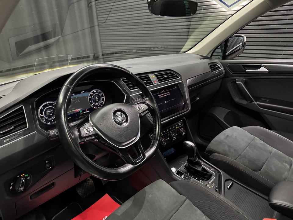 VW Tiguan 2,0 TDi 240 R-line DSG 4Motion Van 5d