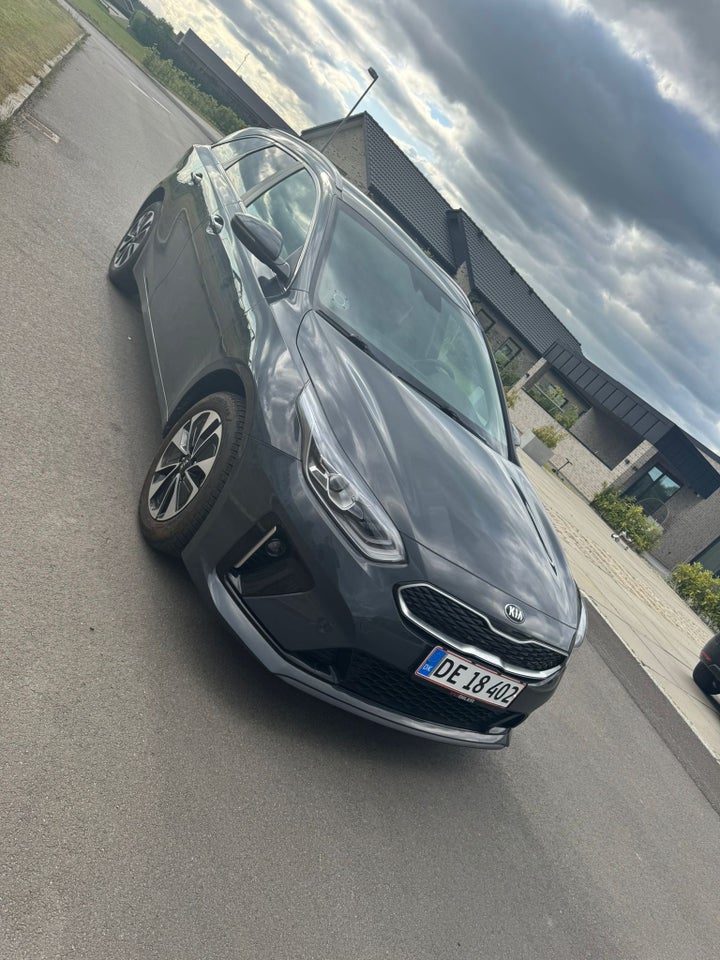 Kia Ceed 1,6 PHEV Prestige SW DCT 5d