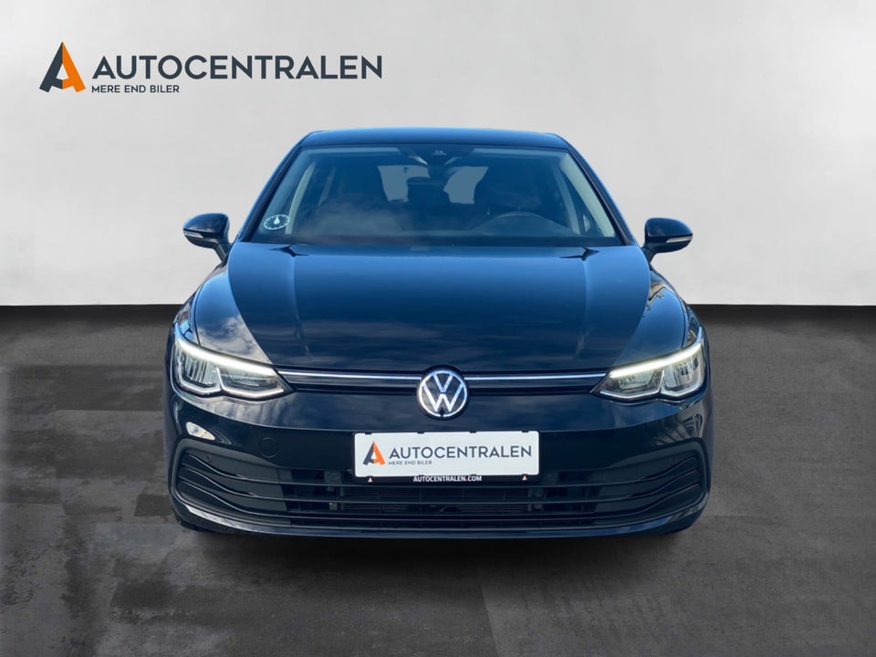 VW Golf VIII 1,5 TSi 130 Life 5d