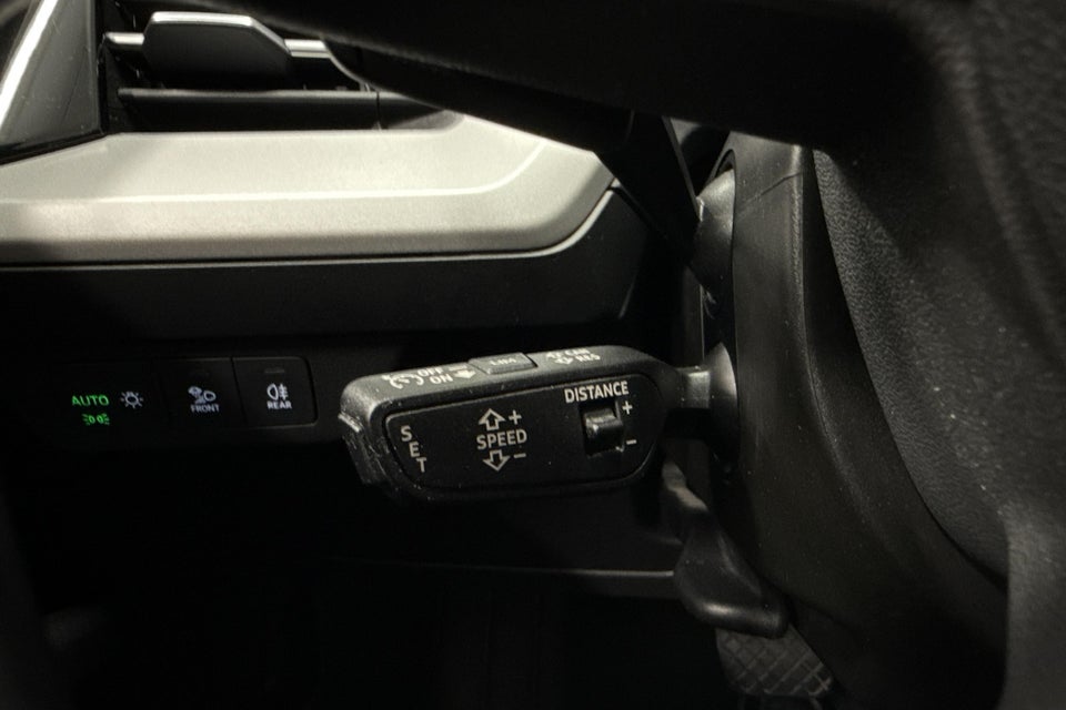 Audi Q4 e-tron 40 Attitude 5d