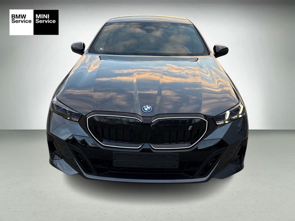 BMW i5 eDrive40 M-Sport Pro 4d