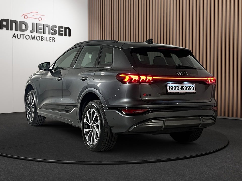 Audi Q6 e-tron S-line quattro 5d