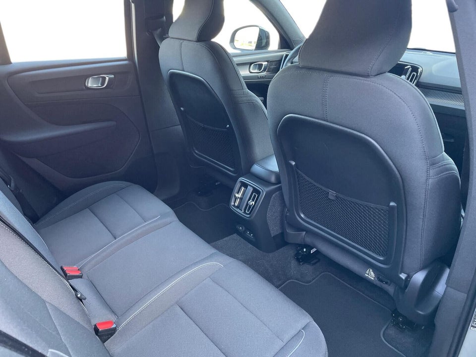 Volvo XC40 P6 ReCharge Pro 5d