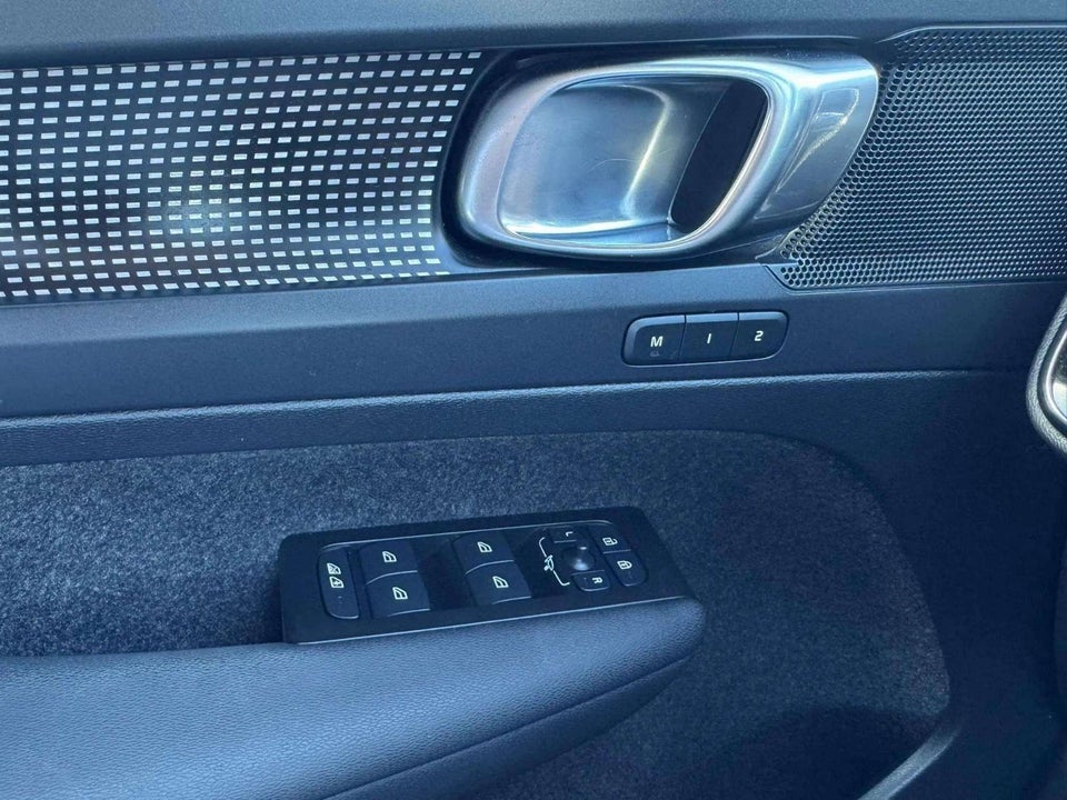 Volvo XC40 P6 ReCharge Plus 5d