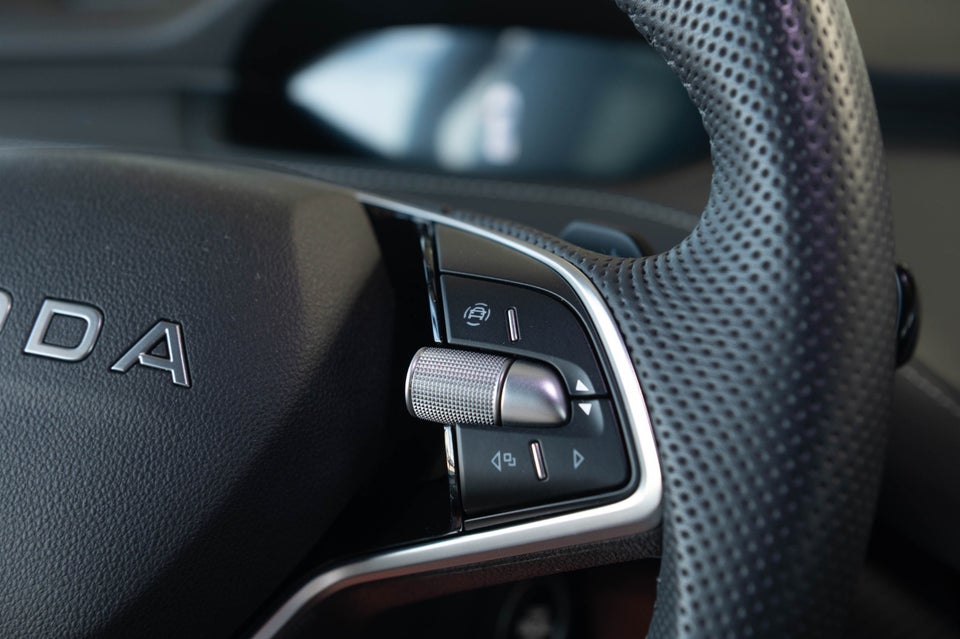 Skoda Elroq 85 iV Sportline Premium 5d