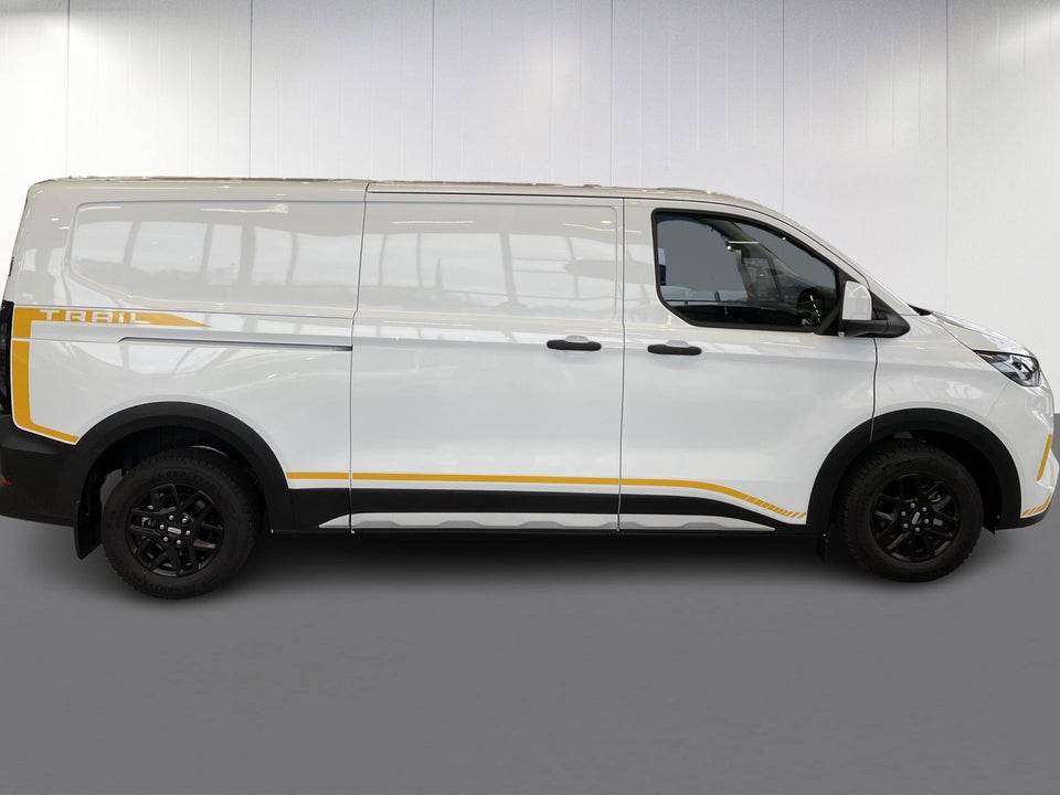 Ford Transit Custom 320L 2,0 EcoBlue Trail