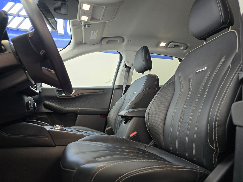 Ford Kuga 2,5 PHEV Vignale CVT 5d