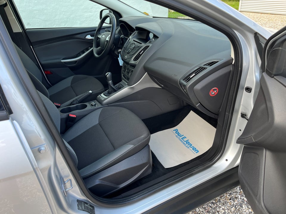 Ford Focus 1,6 Ti-VCT 105 Trend 5d