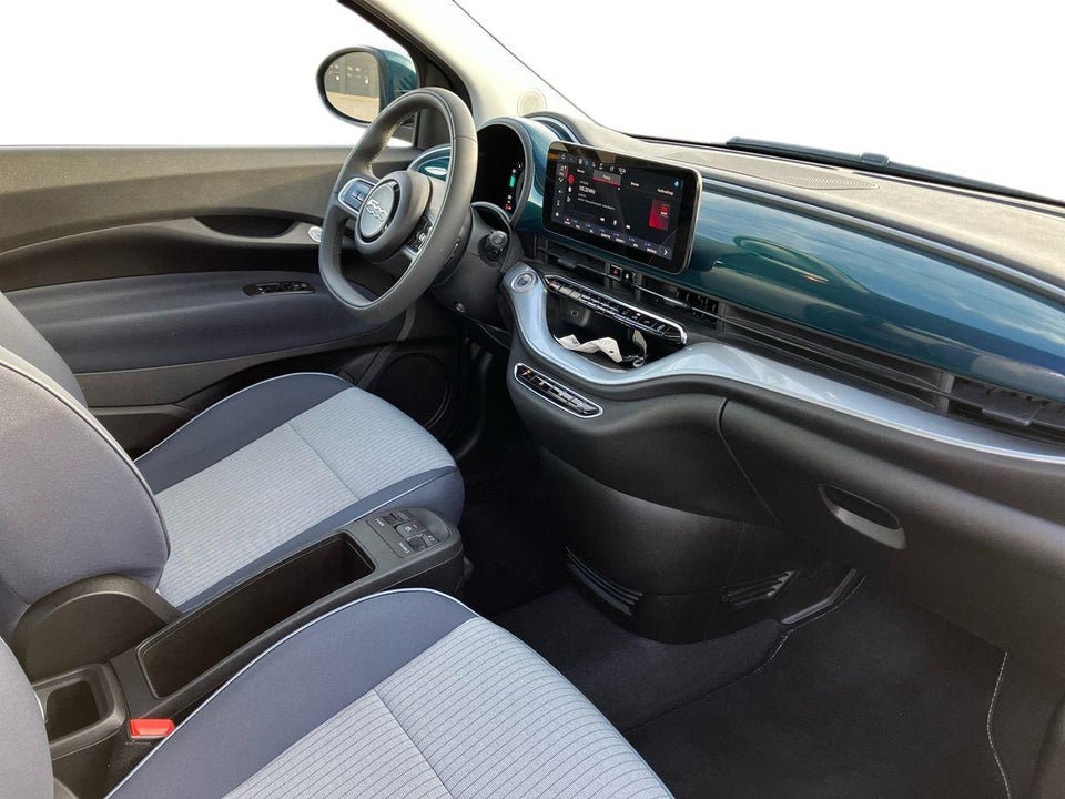 Fiat 500e 42 Icon 3d