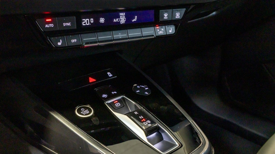 Audi Q4 e-tron 40 S-line 5d