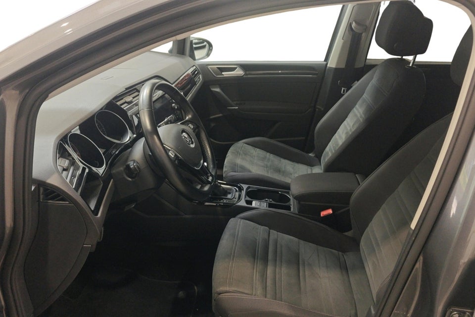 VW Touran 1,5 TSi 150 Highline Family DSG 7prs 5d