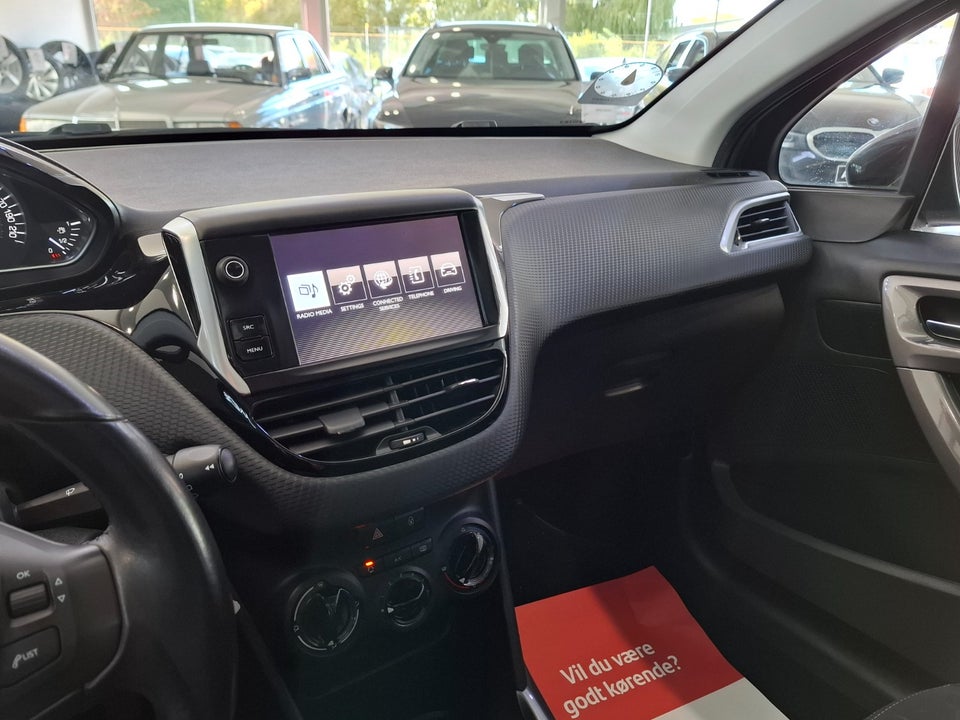 Peugeot 2008 1,2 VTi 82 Active 5d