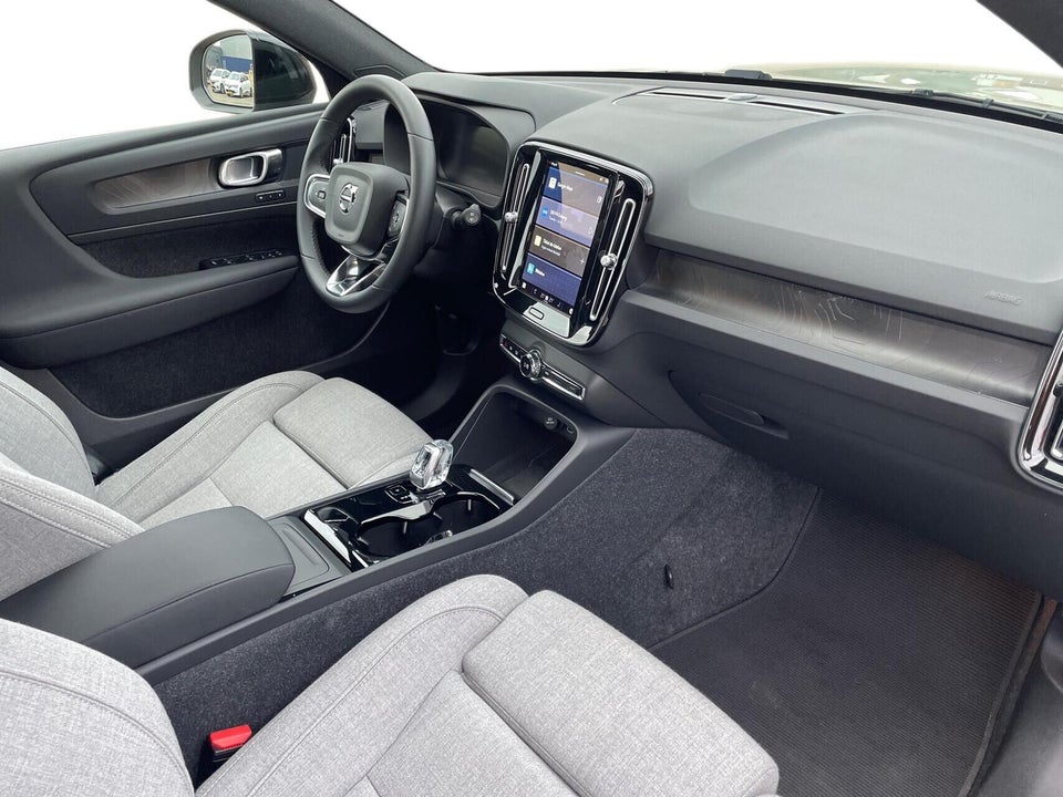 Volvo XC40 P6 ReCharge Plus 5d