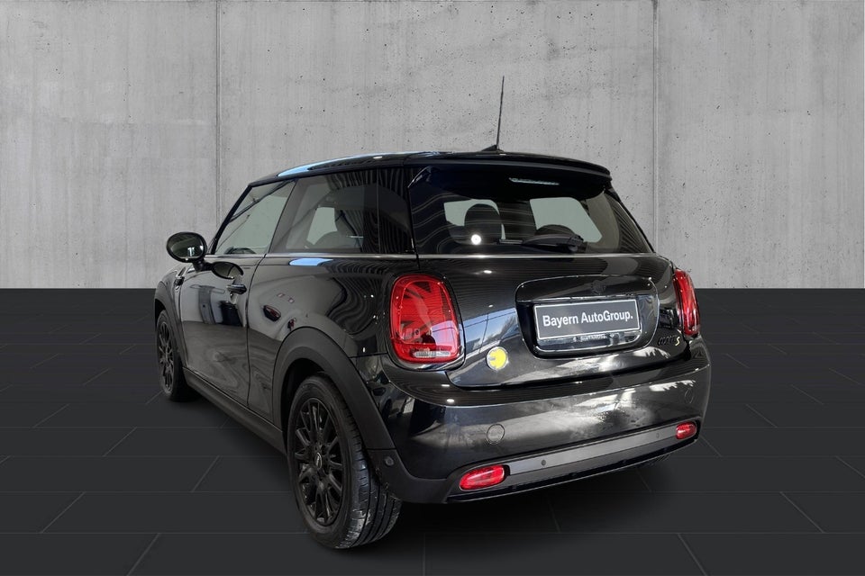 MINI Cooper SE Classic Trim 3d