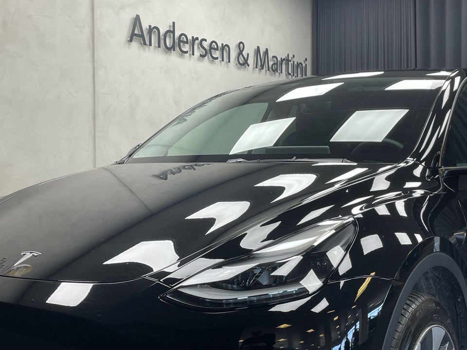 Tesla Model Y RWD 5d