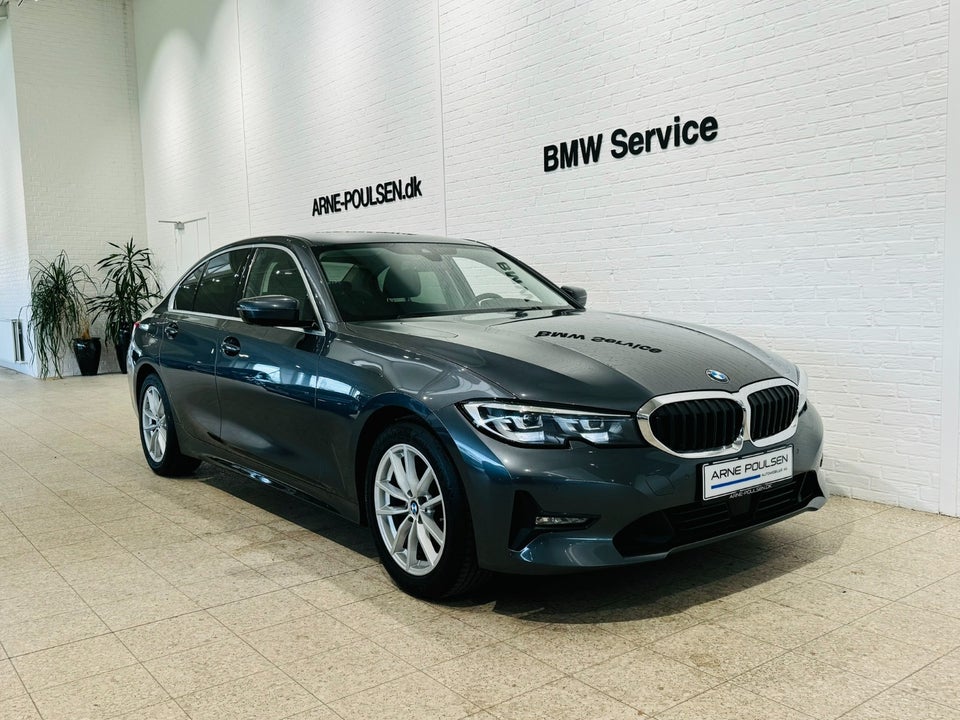 BMW 320d 2,0 Connected aut. 4d