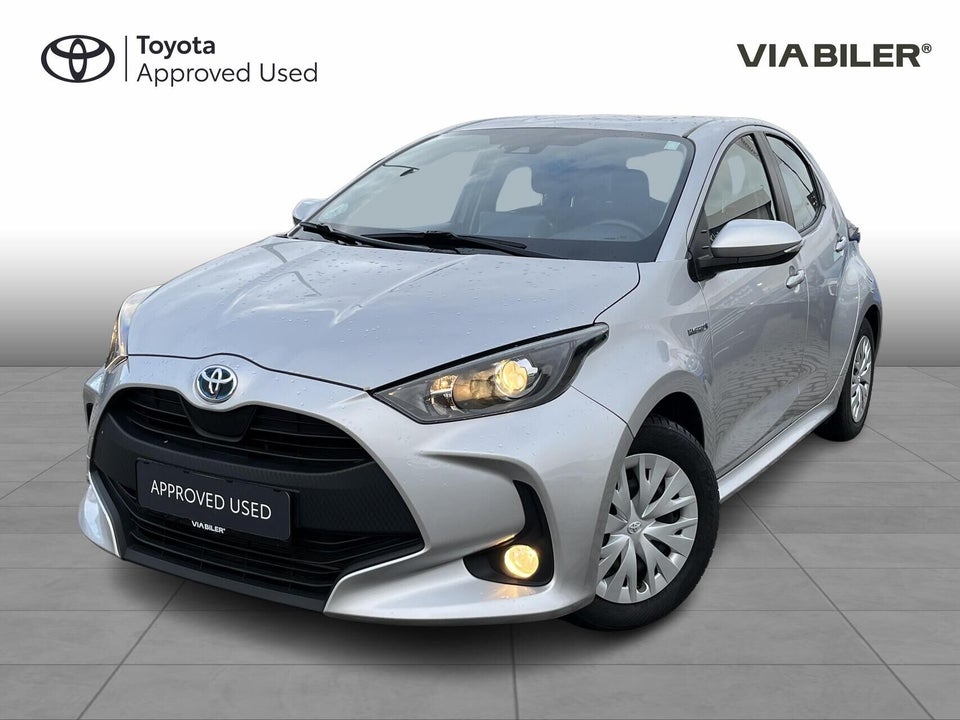 Toyota Yaris 1,5 Hybrid H3 e-CVT 5d