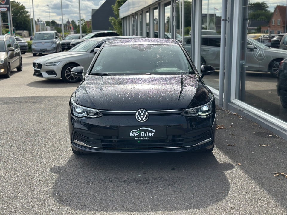 VW Golf VIII 1,5 eTSi 150 Style DSG 5d