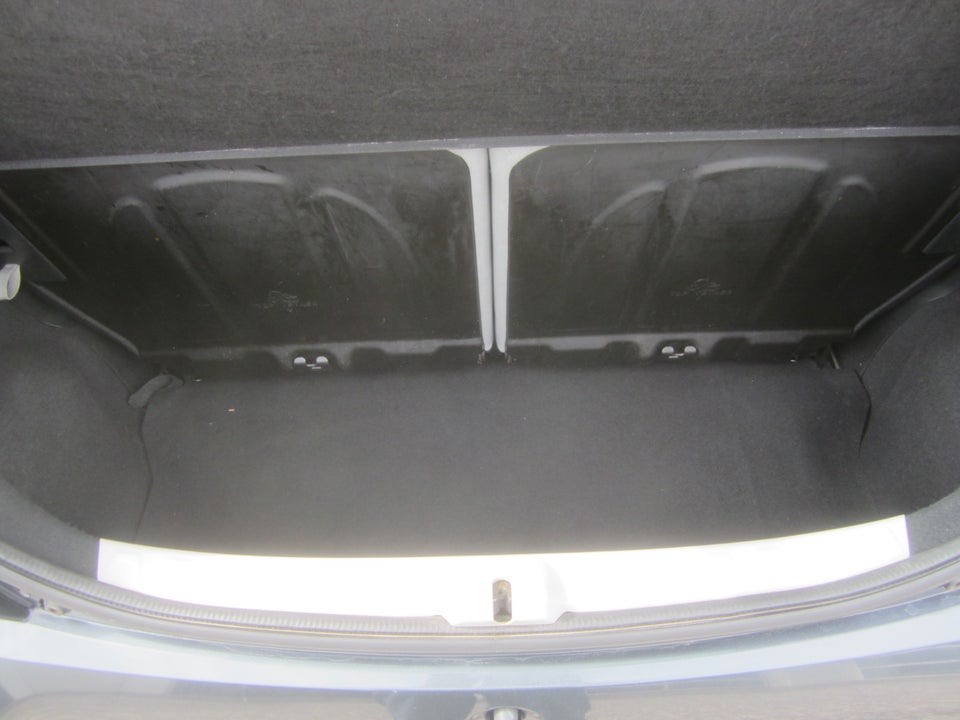Toyota Aygo 1,0 VVT-i x-play 5d