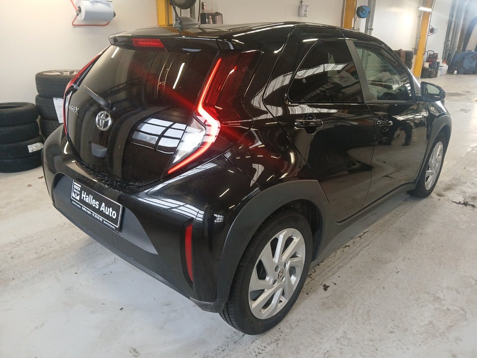 Toyota Aygo X 1,0 Play Comfort 5d