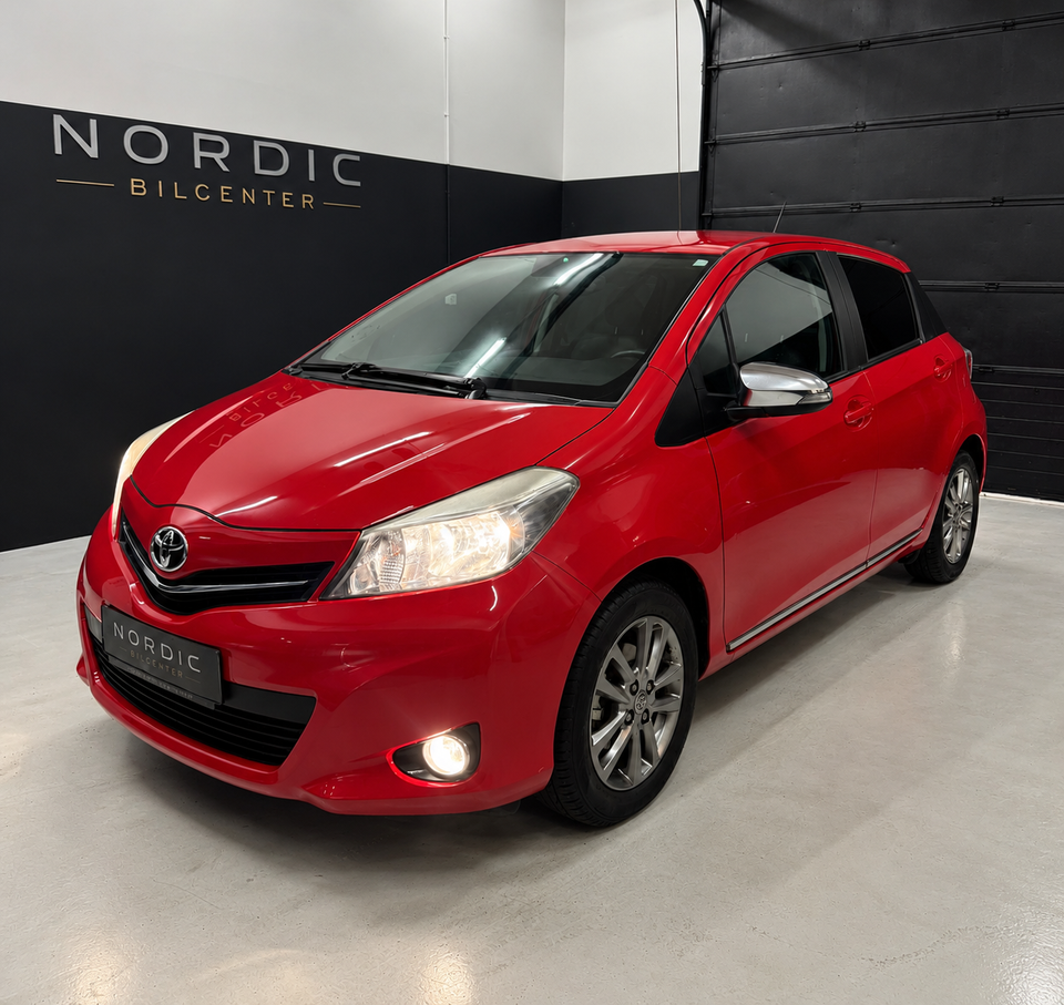 Toyota Yaris 1,0 VVT-i T2 Style 5d