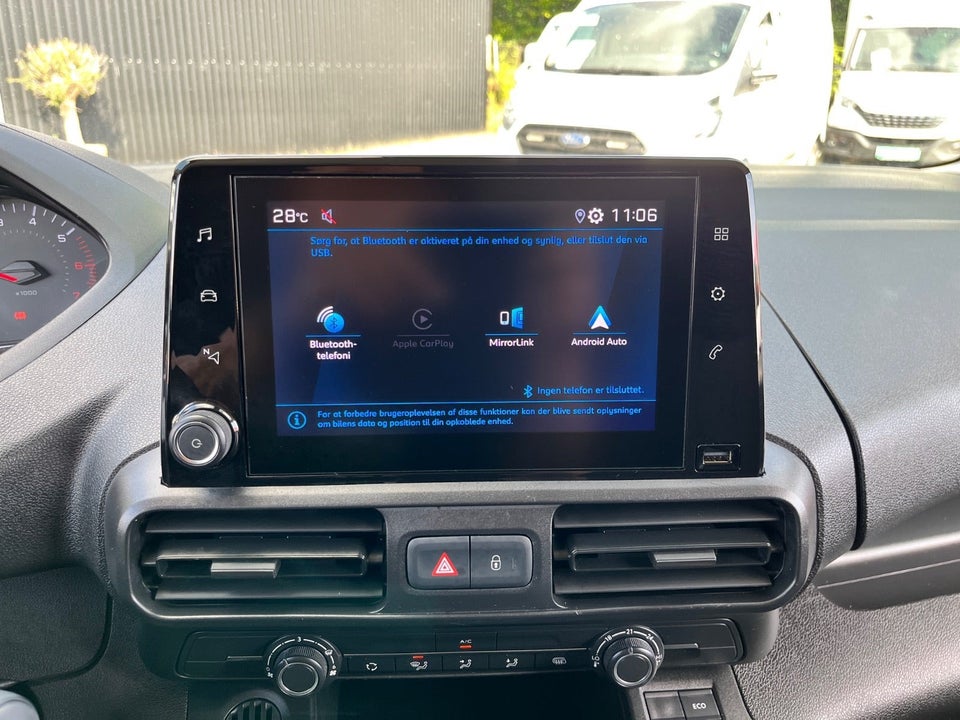 Peugeot Partner 1,5 BlueHDi 130 L2V2 Plus EAT8 Van