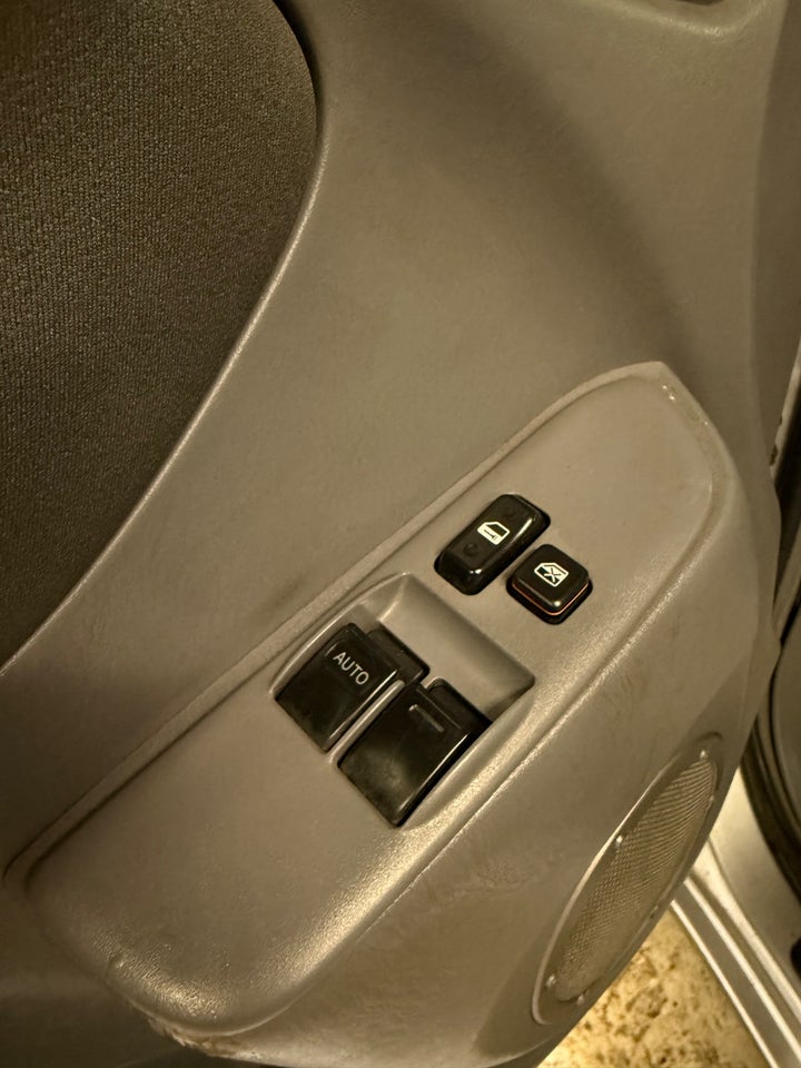 Toyota RAV4 2,0 D-4D 4x4 Van 5d