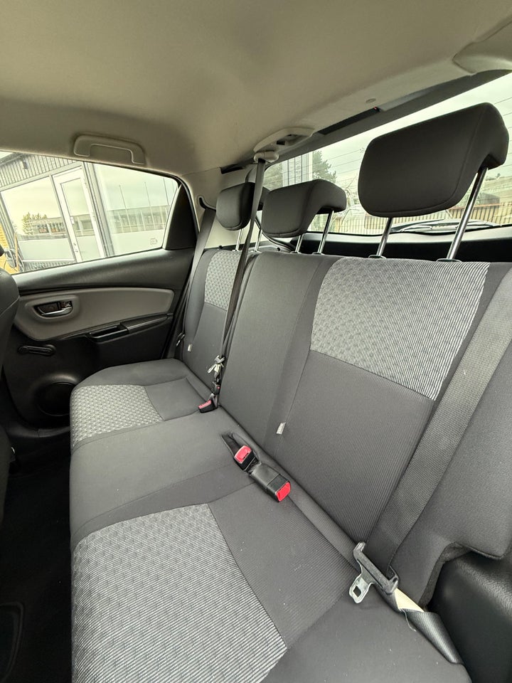 Toyota Yaris 1,0 VVT-i T1 Style 5d