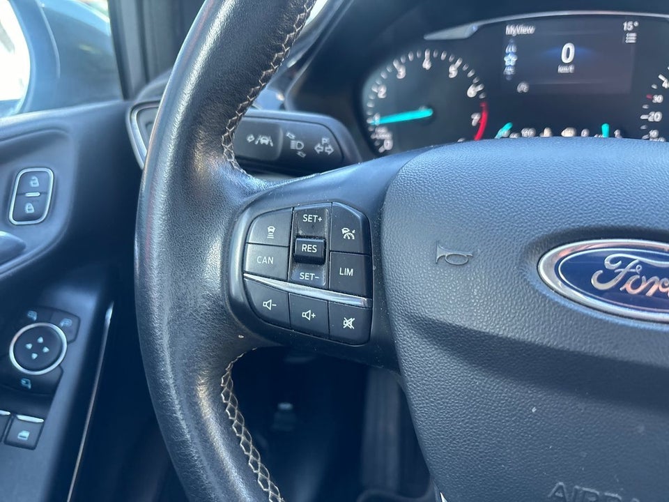 Ford Fiesta 1,0 EcoBoost Titanium 5d