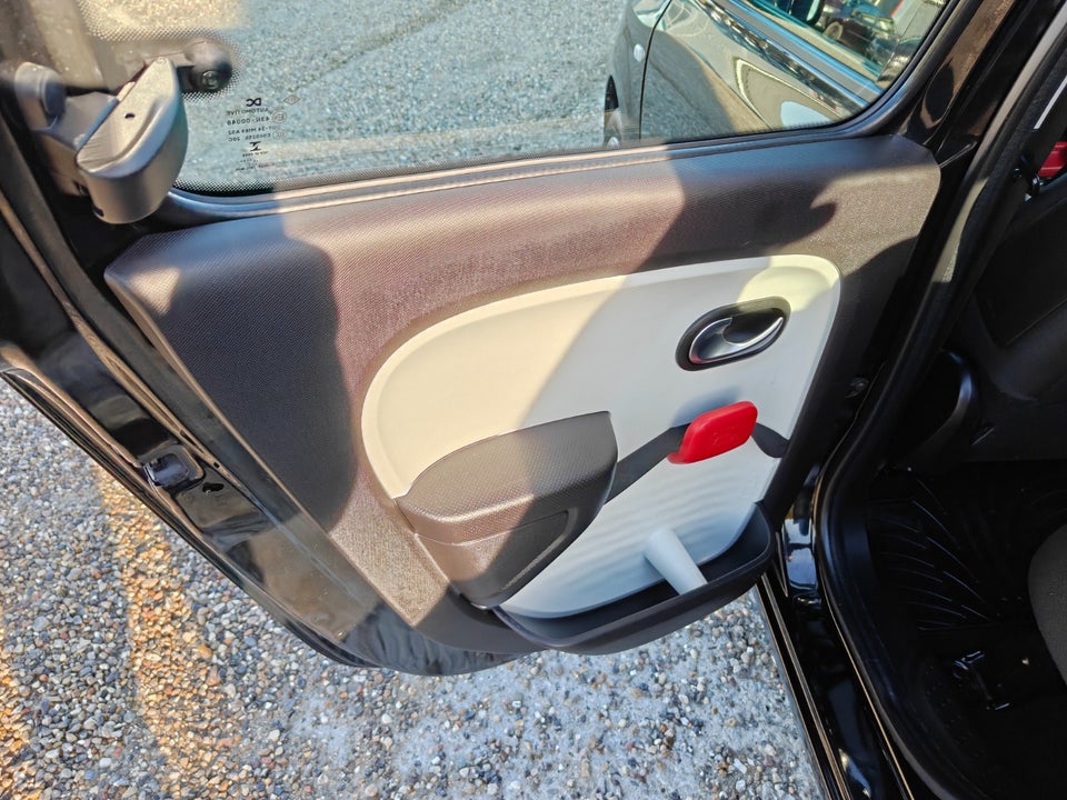 Renault Twingo 1,0 SCe 70 Expression 5d
