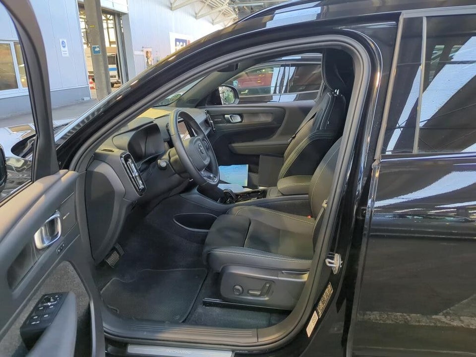Volvo XC40 ReCharge Extended Range Ultimate 5d