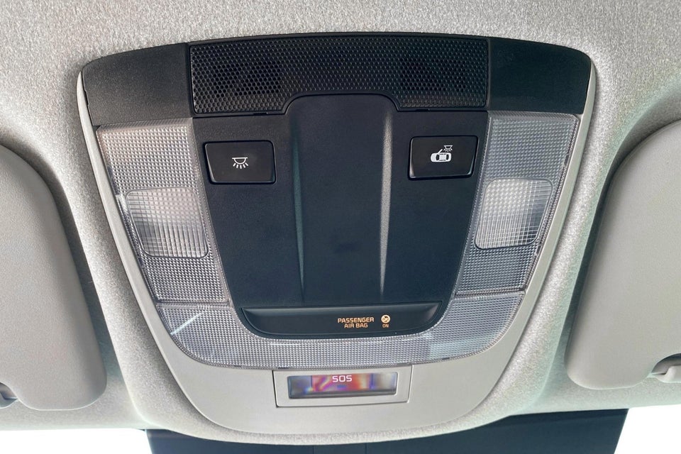 Kia Niro 64 EV Premium 5d